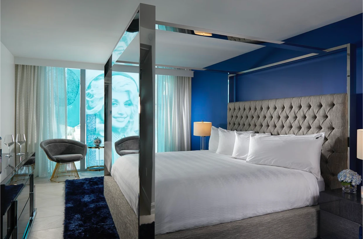 hard_rock_hotels_6_1x